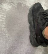 Adidas 38码跑鞋 鞋底巨舒服 只穿过两次